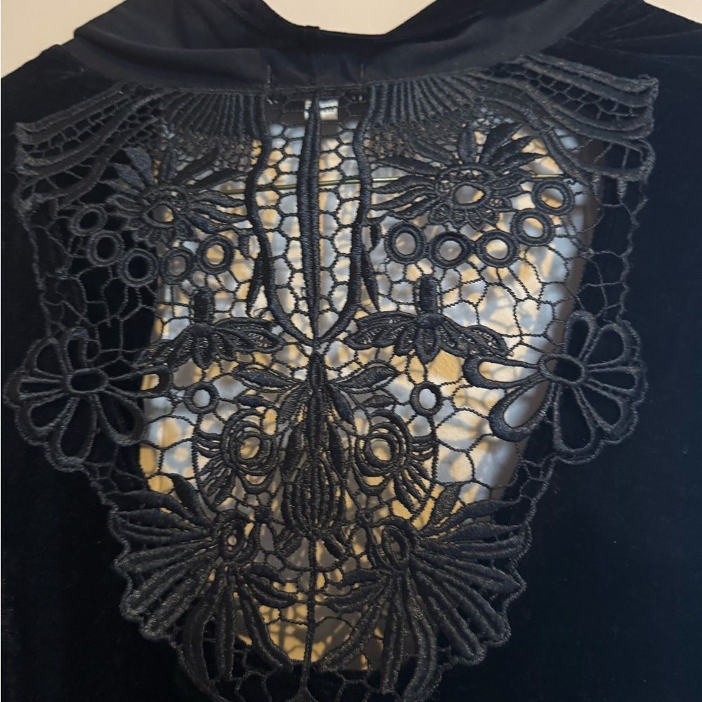 Cardigan Black Velvet Floral Lace ONE WORLD W P Large Open Front Top Whimsigoth - Picture 7 of 8